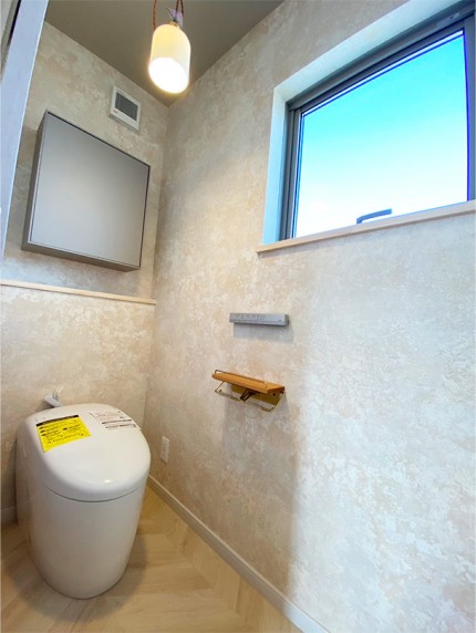 H様_2階_トイレ f866f3137c12c3d7c9ee48d527270a34